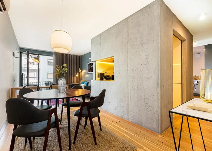 Apartment For 5 Persons In Oporto