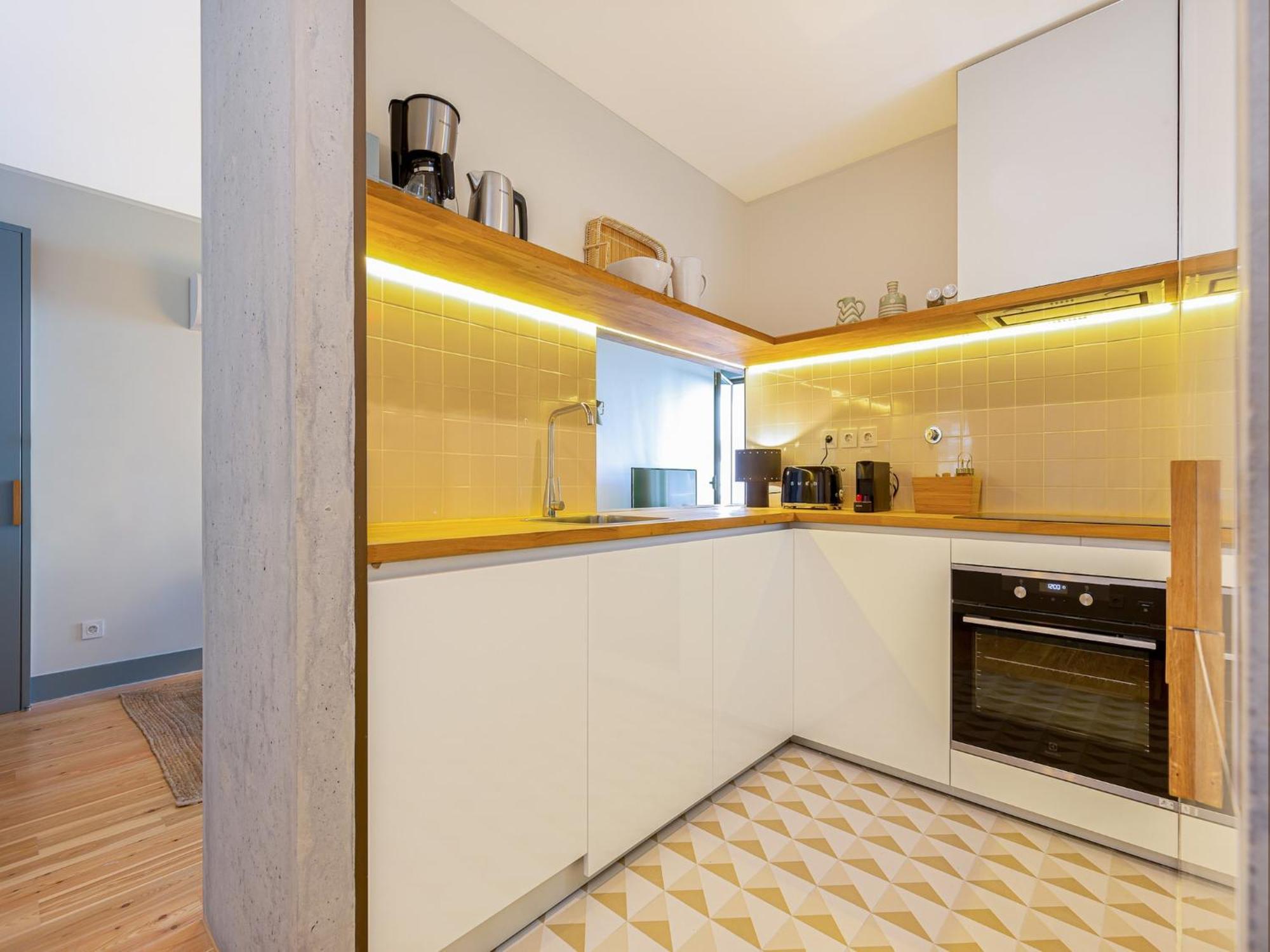 For 5 Persons In Apartment