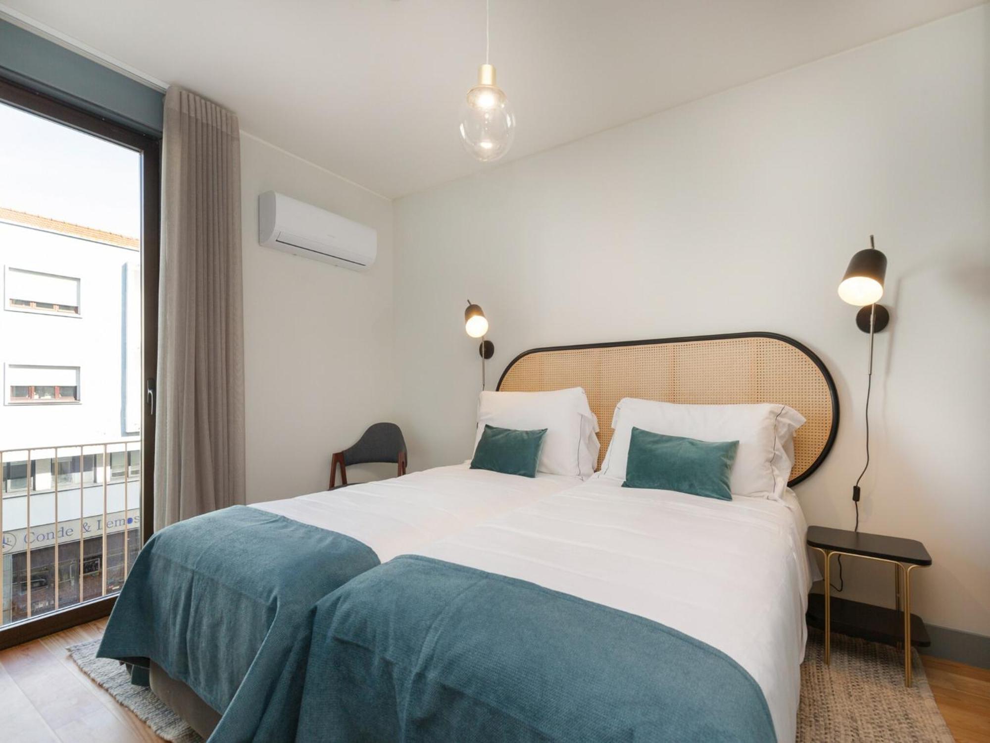 For 5 Persons In Apartment